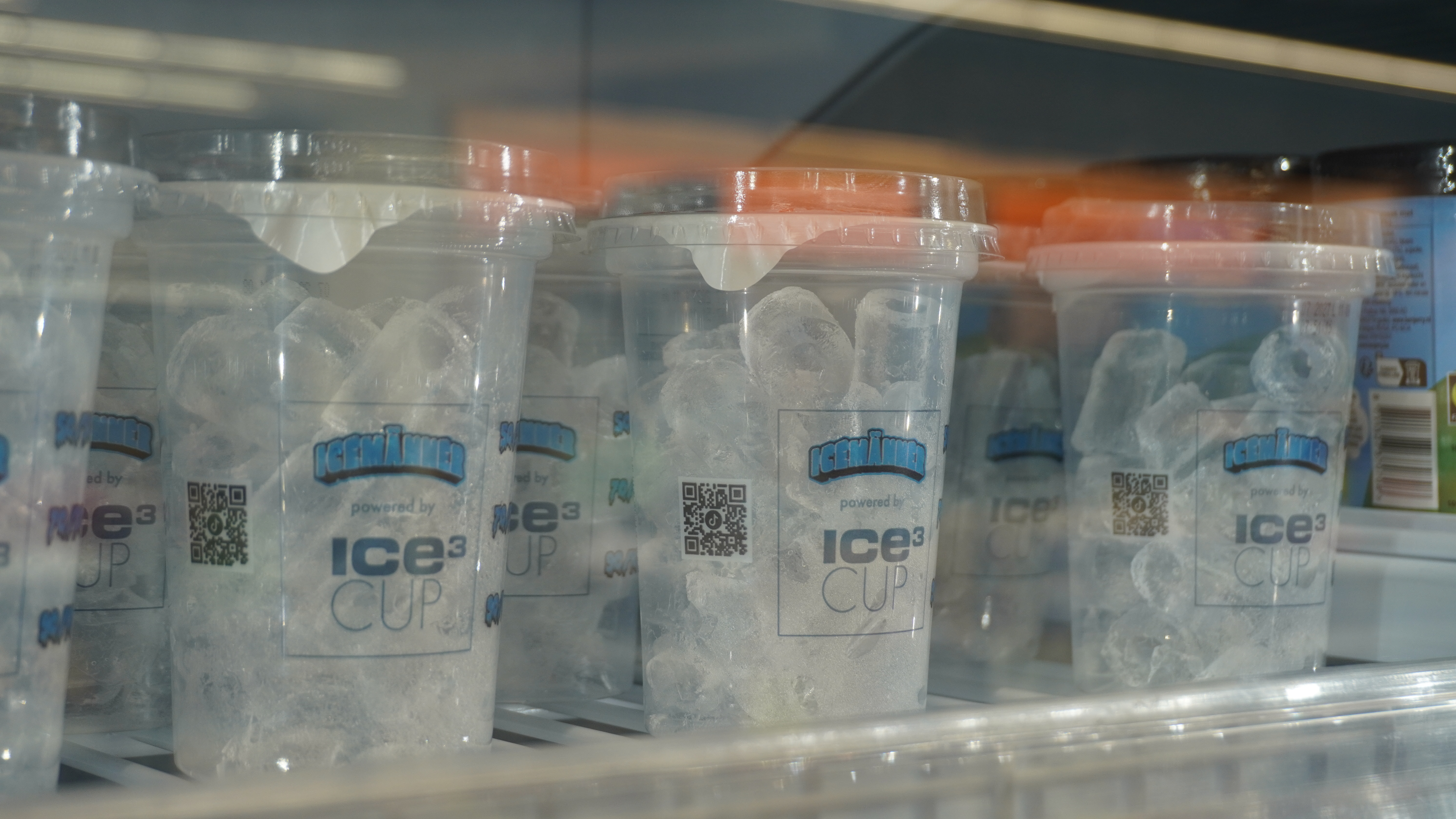 MCS_Produkte_und_Trends_im_Tankstellenshop_2024_Icemaenner_Icecups01